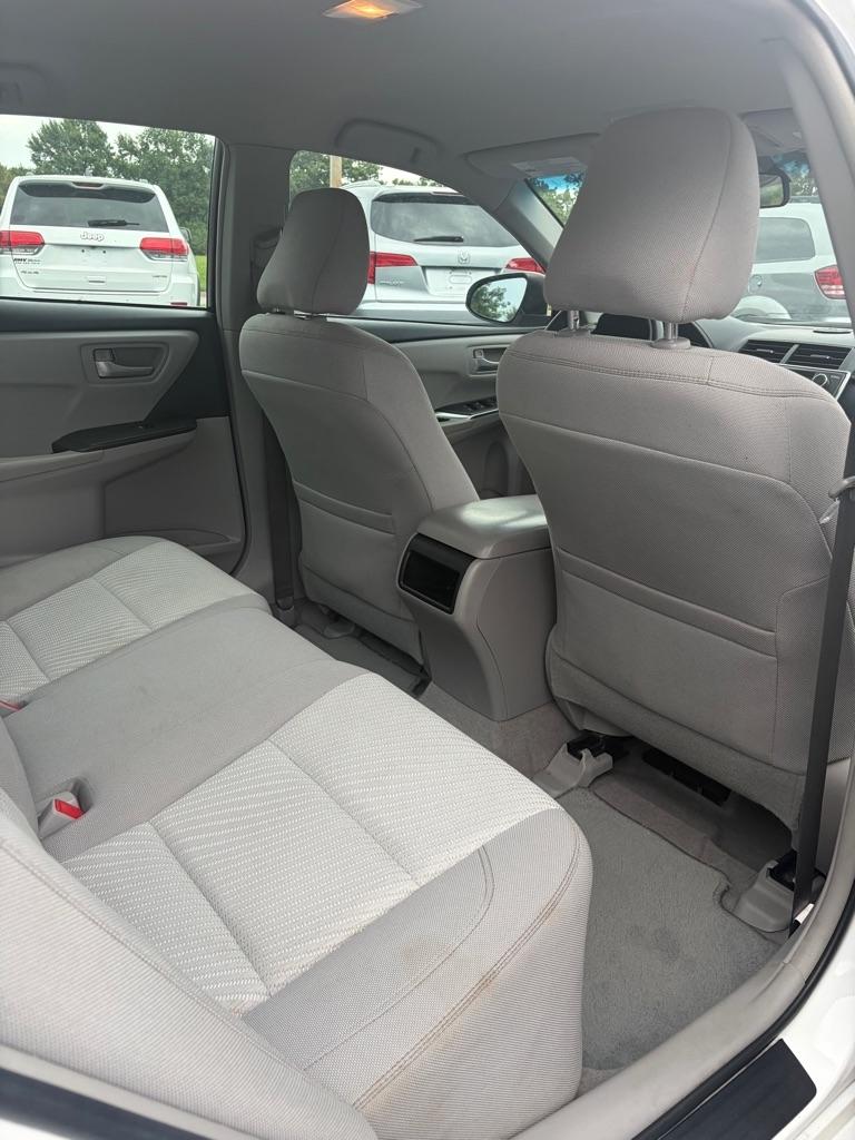 Toyota Camry 4dr Sdn I4 Auto SE w/Special Edition Pkg (Natl) 2016