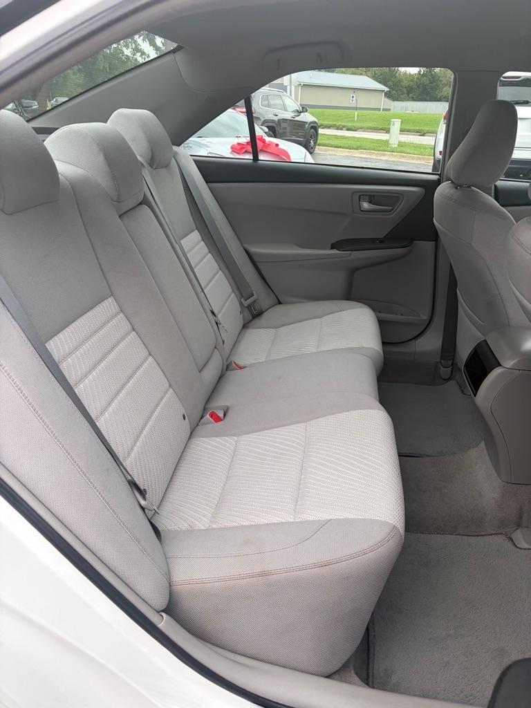 Toyota Camry 4dr Sdn I4 Auto SE w/Special Edition Pkg (Natl) 2016