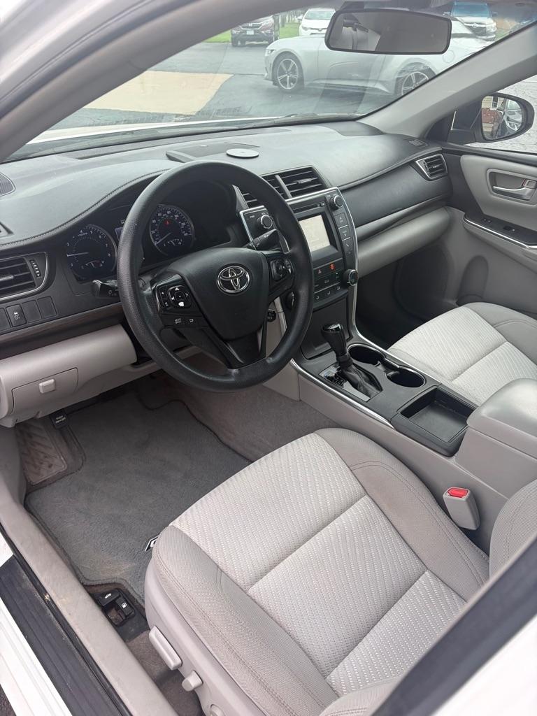 Toyota Camry 4dr Sdn I4 Auto SE w/Special Edition Pkg (Natl) 2016