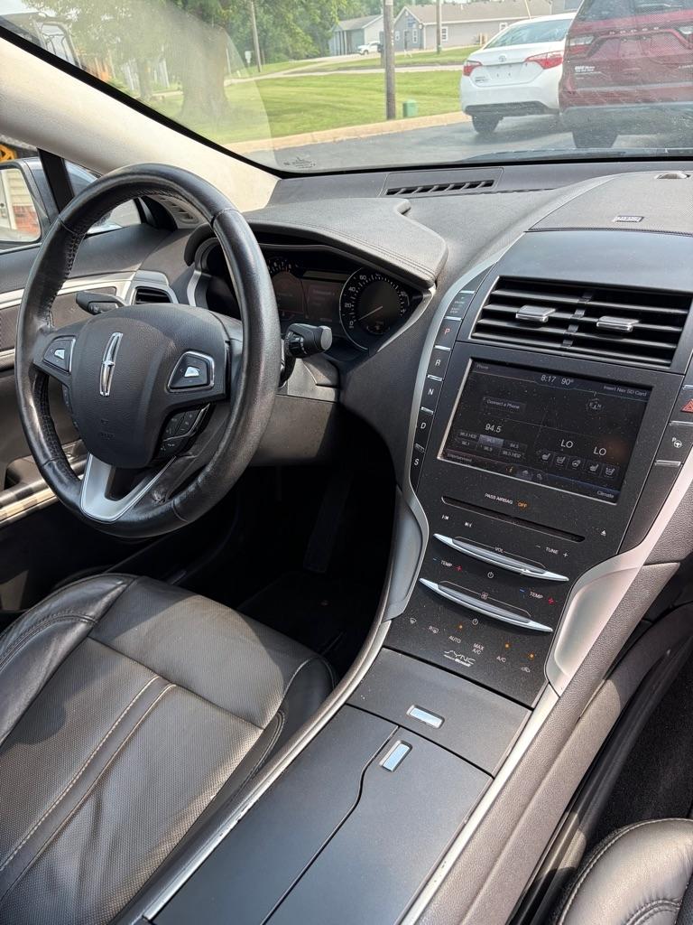 Lincoln MKZ 4dr Sdn FWD 2013
