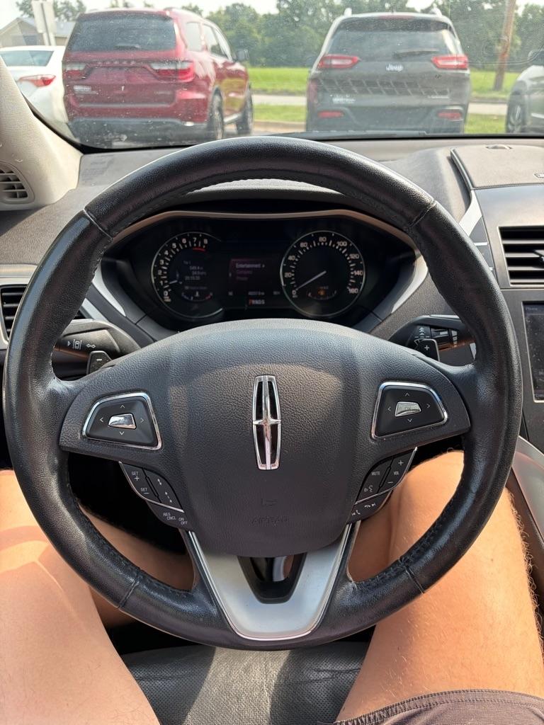 Lincoln MKZ 4dr Sdn FWD 2013