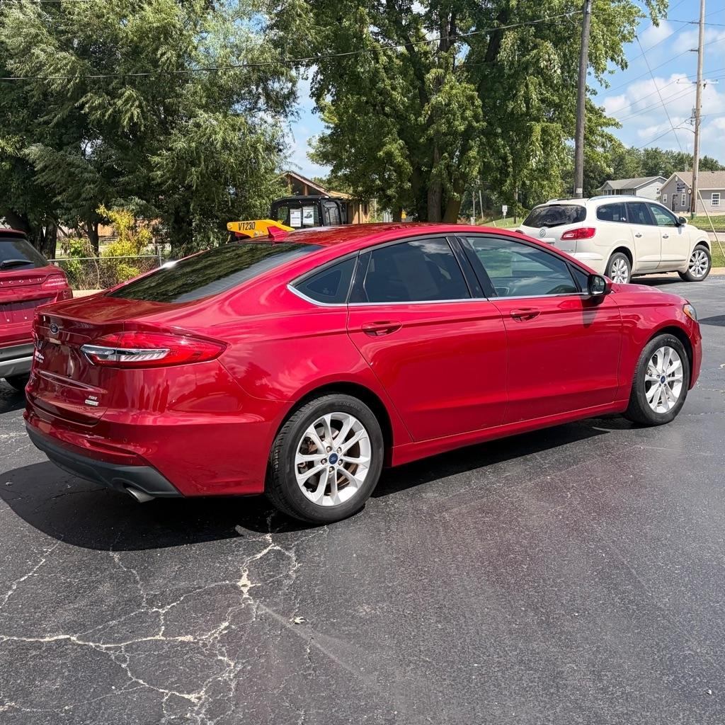 Ford Fusion SE FWD 2020