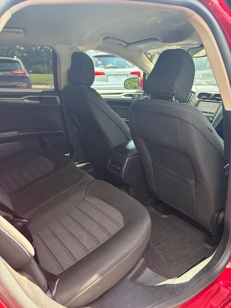 Ford Fusion SE FWD 2020
