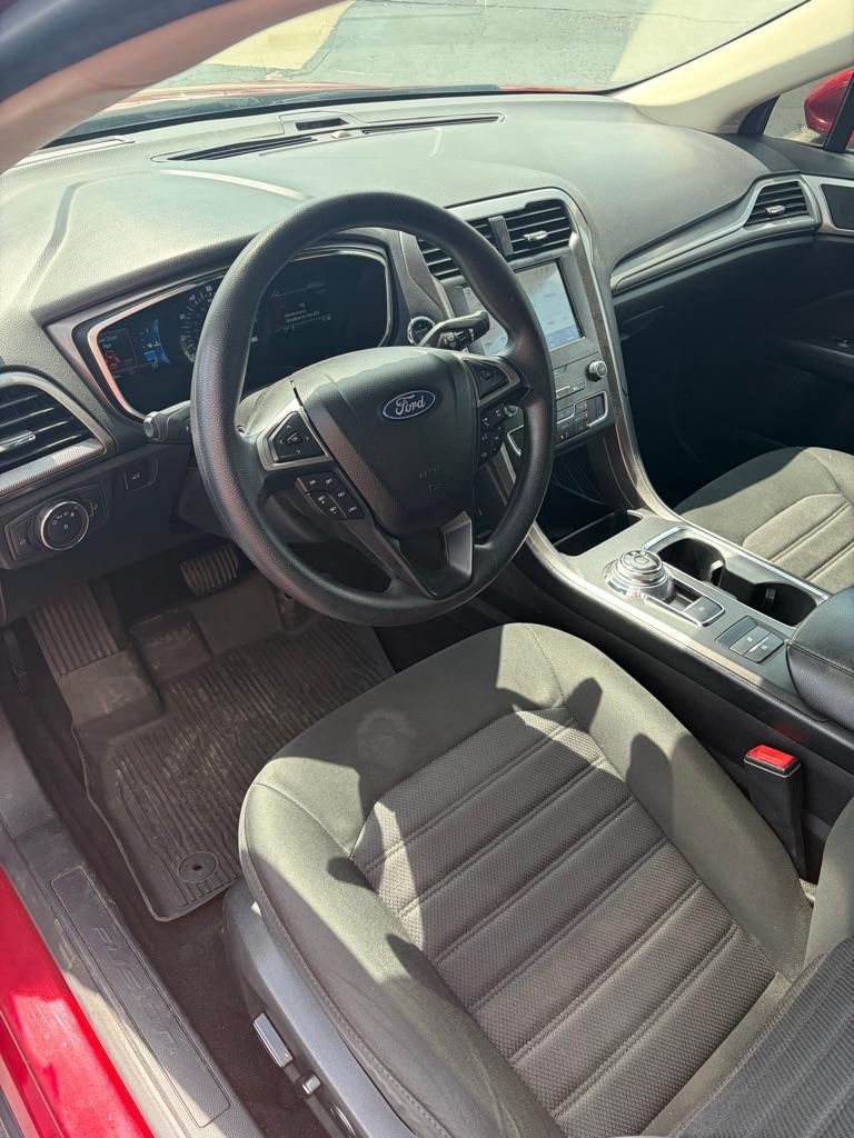 Ford Fusion SE FWD 2020