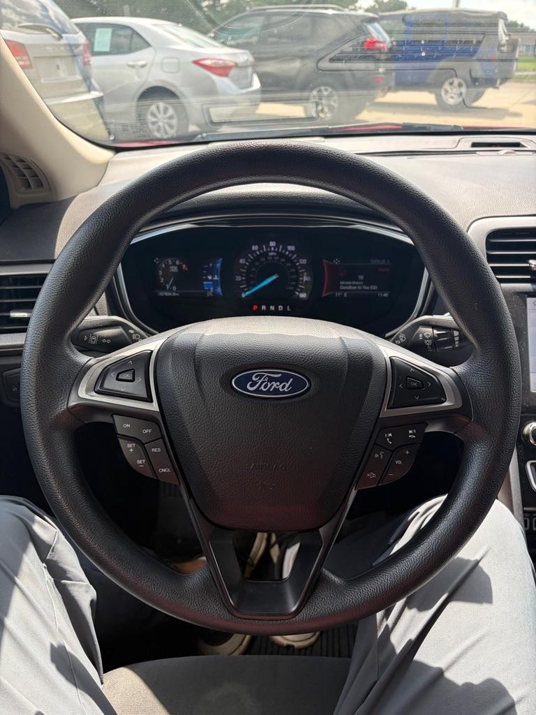 Ford Fusion SE FWD 2020