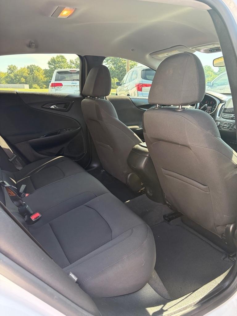 Chevrolet Malibu 4dr Sdn RS 2020