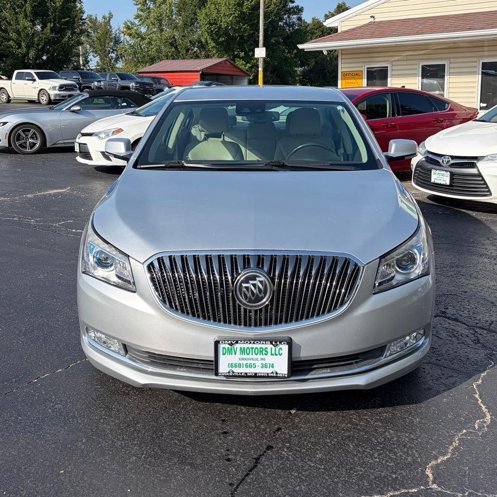 Buick LaCrosse 4dr Sdn Premium I FWD 2016