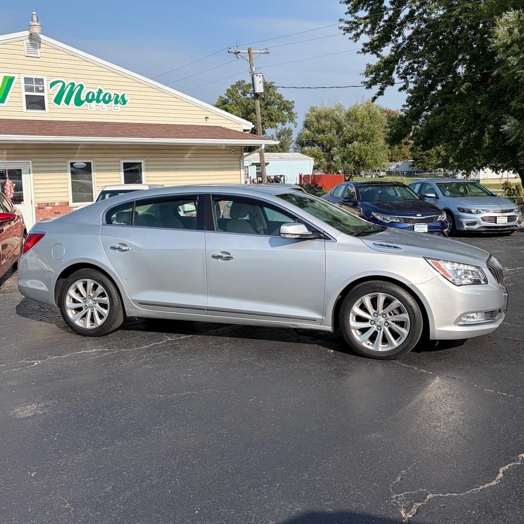 Buick LaCrosse 4dr Sdn Premium I FWD 2016