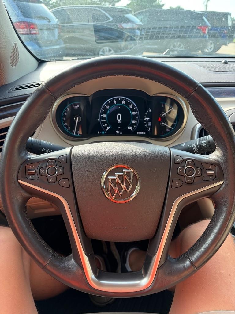 Buick LaCrosse 4dr Sdn Premium I FWD 2016