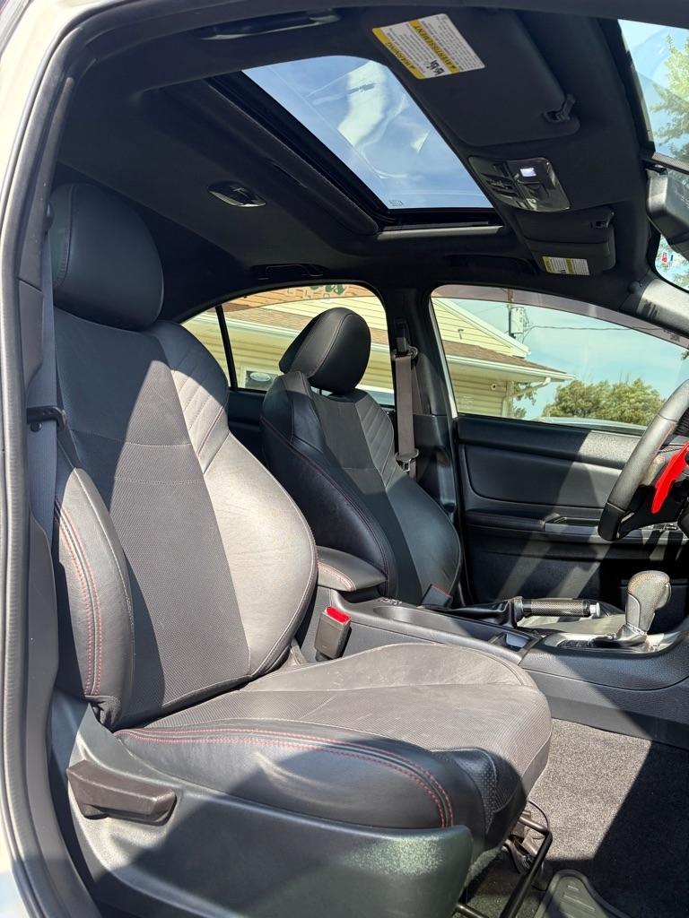Subaru WRX 4dr Sdn CVT Limited 2015
