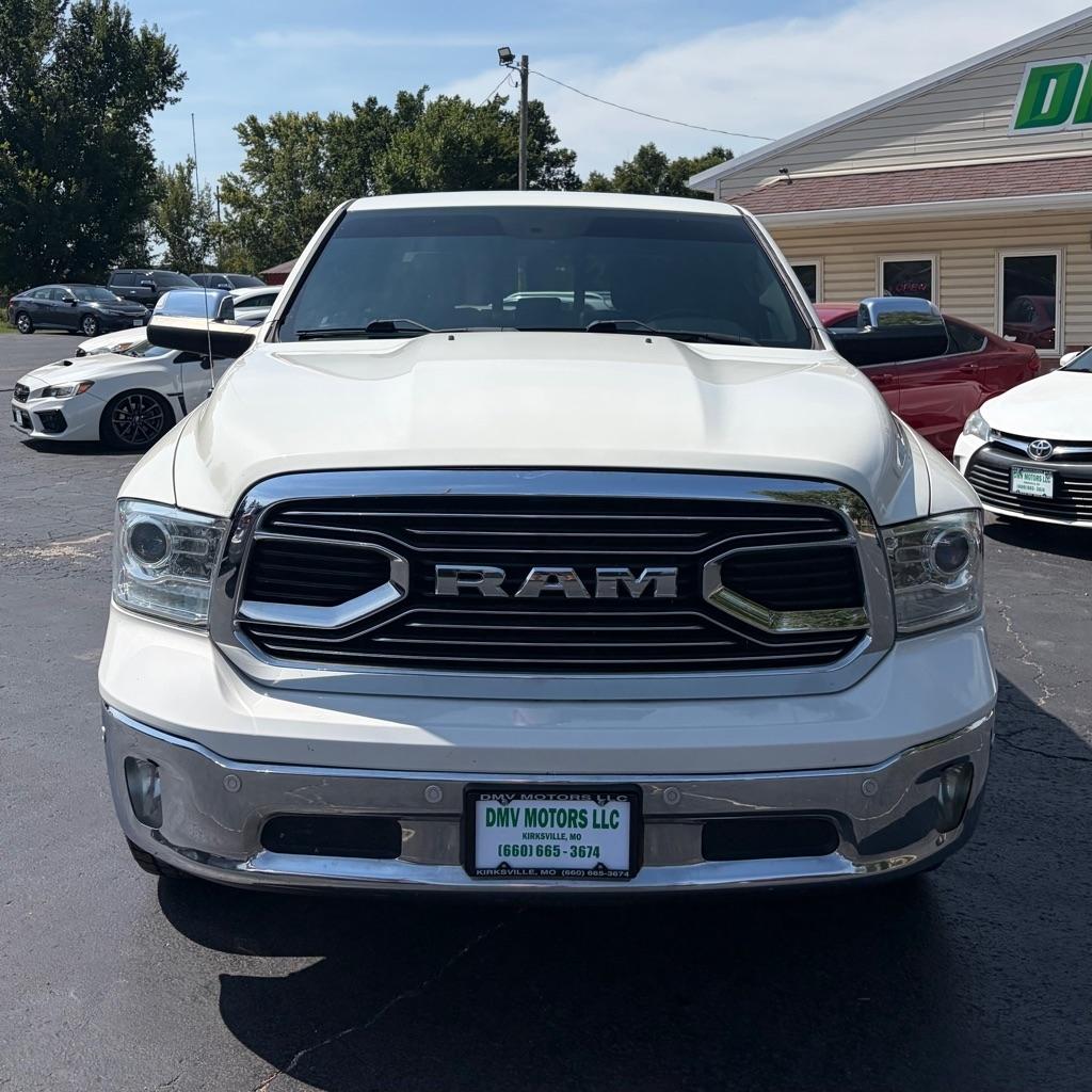 RAM 1500 4WD Crew Cab 140.5" Limited 2017