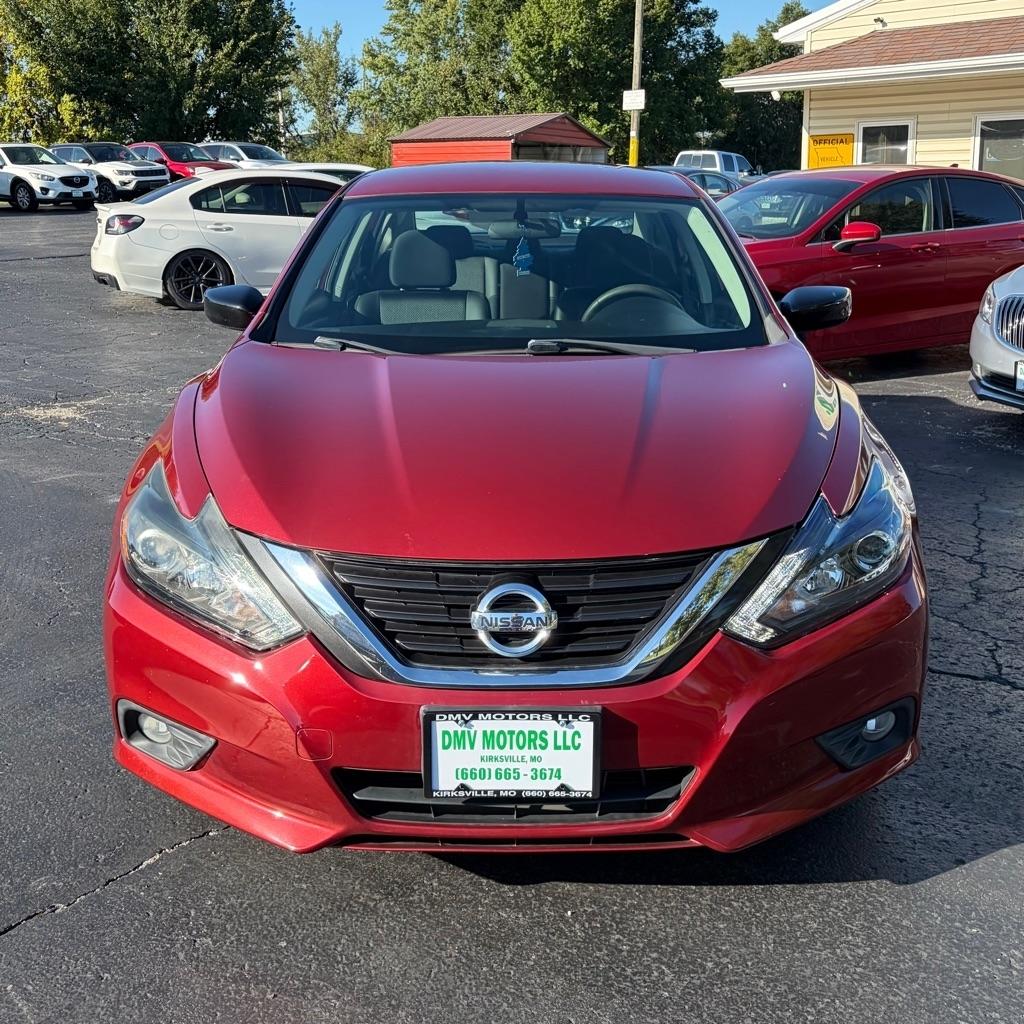 Nissan Altima 2.5 SR Sedan 2017