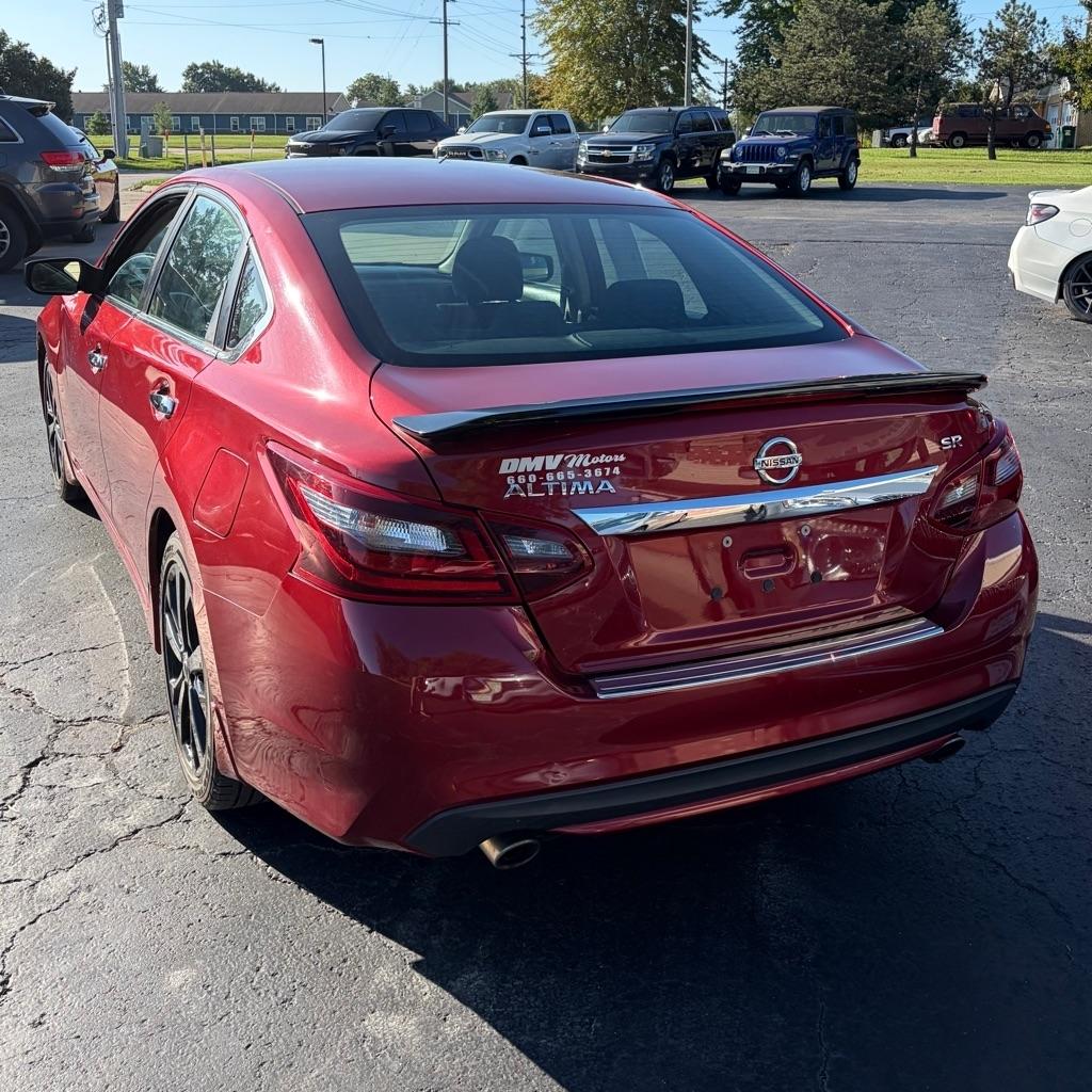 Nissan Altima 2.5 SR Sedan 2017