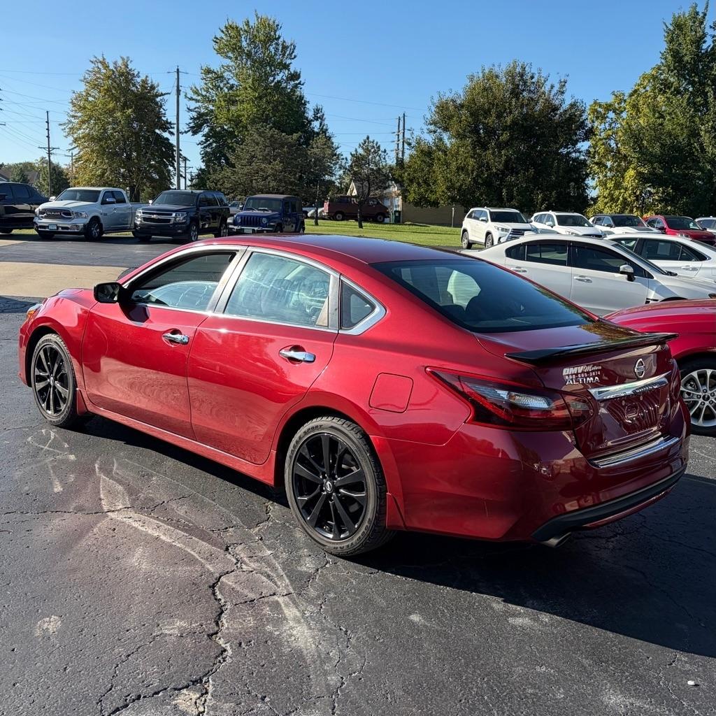 Nissan Altima 2.5 SR Sedan 2017