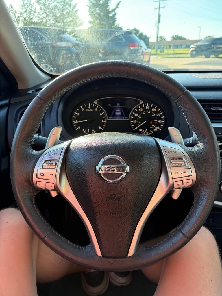 Nissan Altima 2.5 SR Sedan 2017