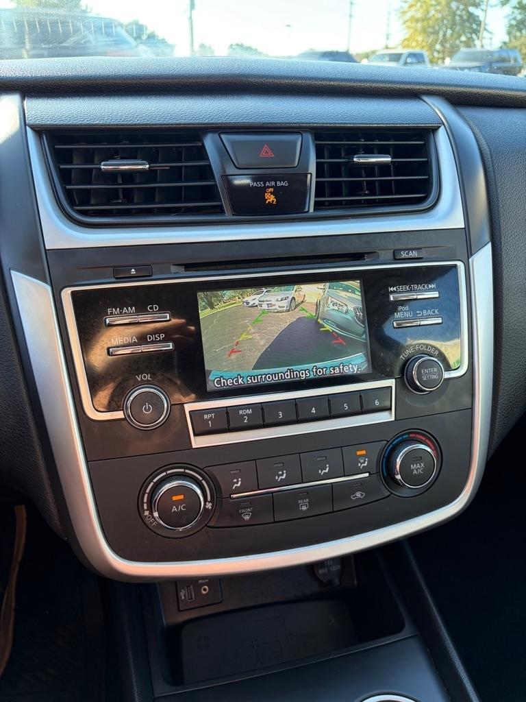 Nissan Altima 2.5 SR Sedan 2017
