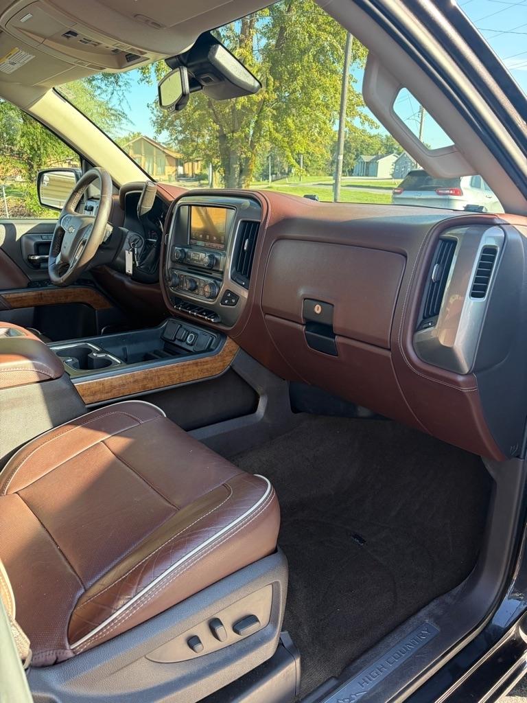 Chevrolet Silverado 1500 4WD Crew Cab 143.5" High Country 2014