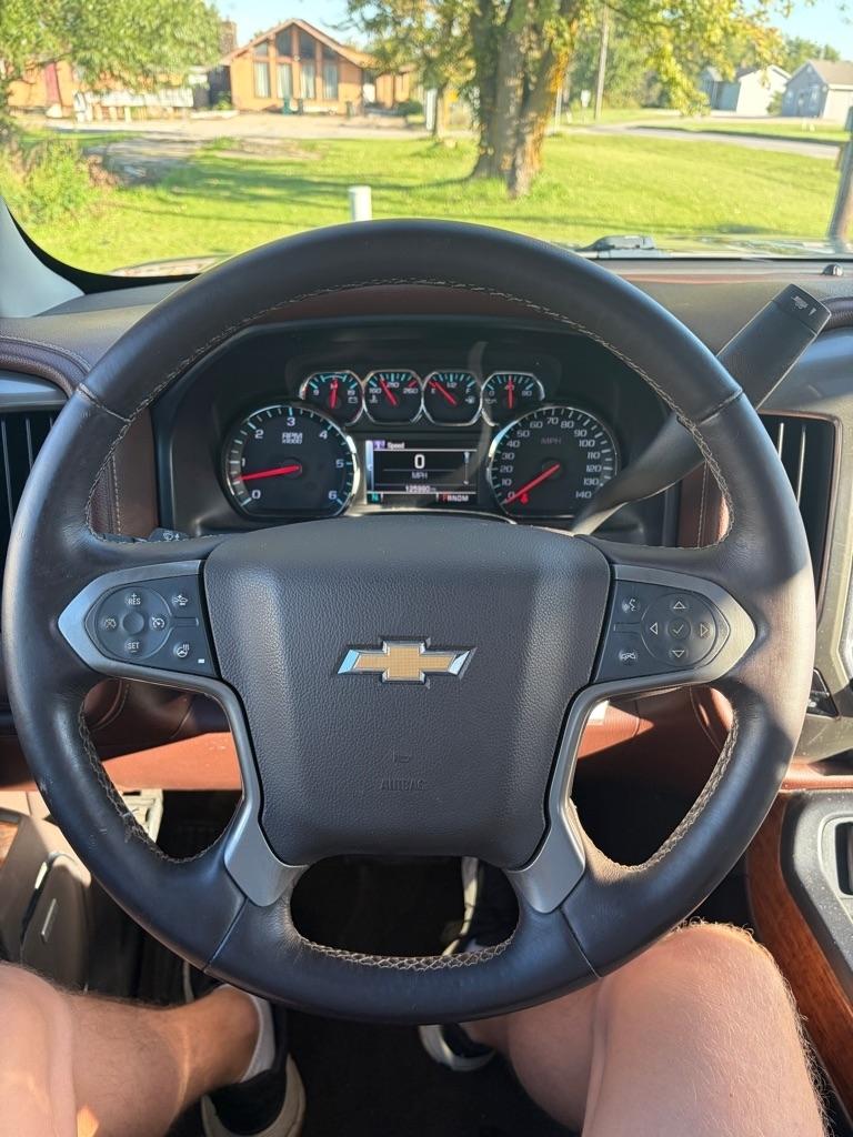 Chevrolet Silverado 1500 4WD Crew Cab 143.5" High Country 2014