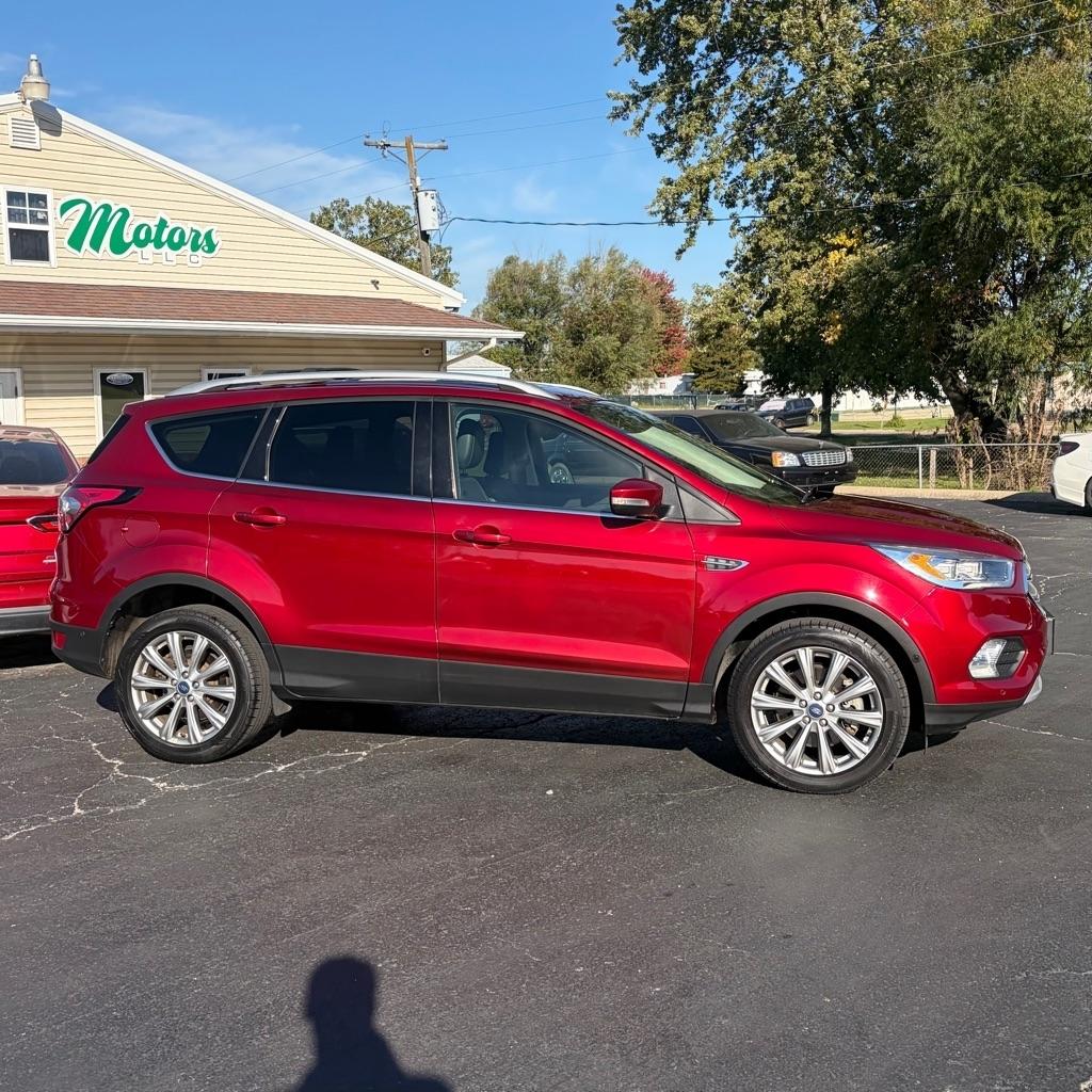 Ford Escape Titanium 4WD 2018