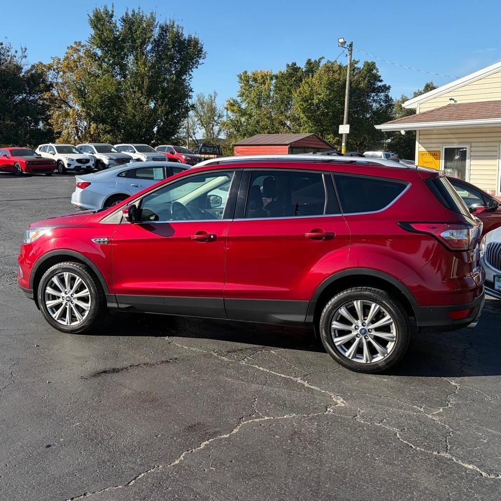 Ford Escape Titanium 4WD 2018