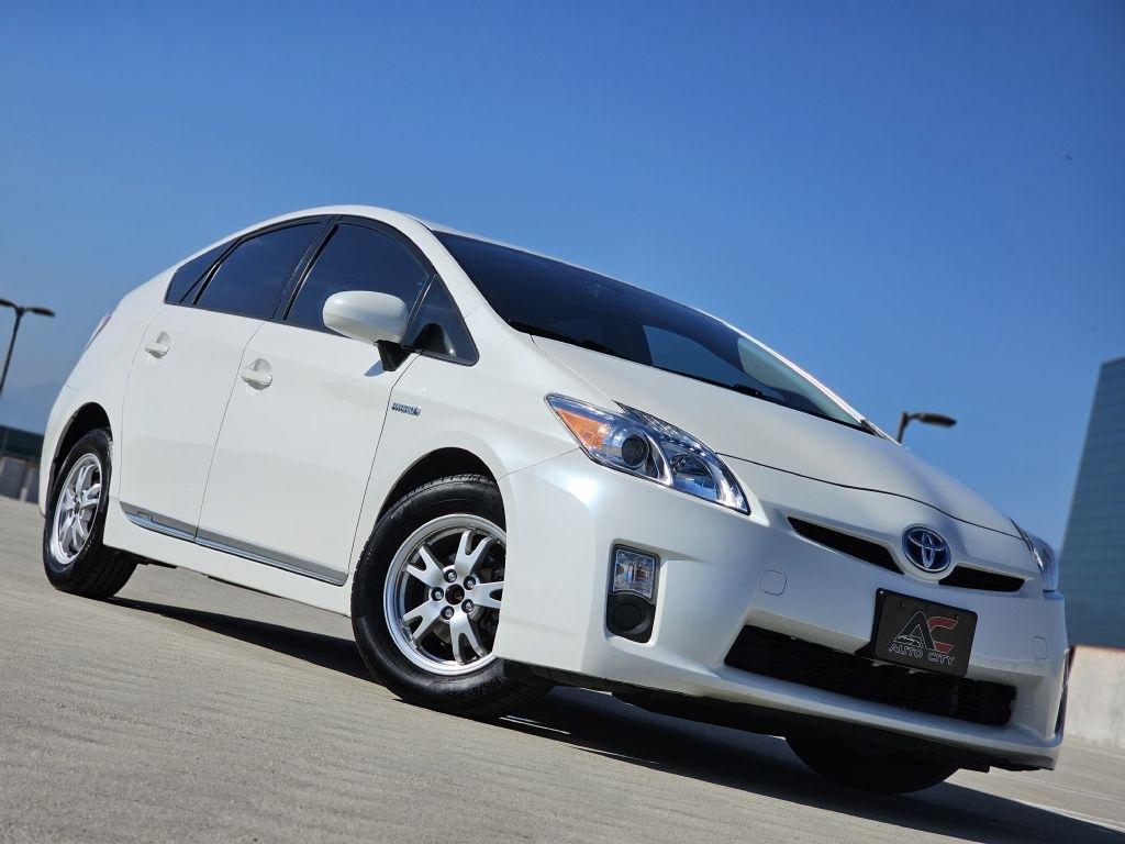 Toyota Prius Prius V 2010