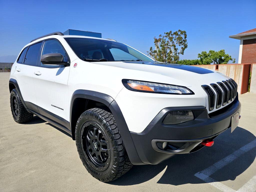 2014 Jeep Cherokee Trailhawk photo 4