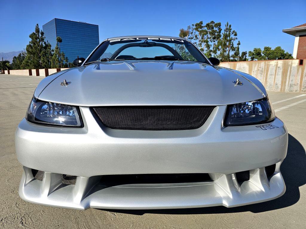 2001 Ford Mustang GT Deluxe Convertible photo 3