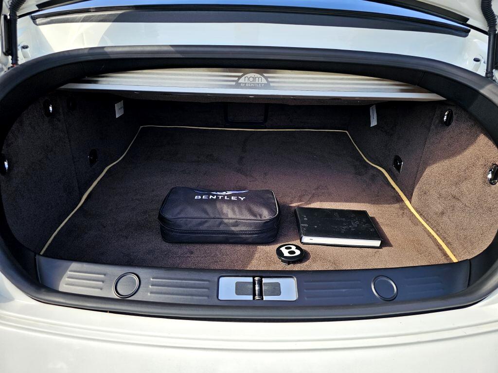 2010 Bentley Continental GT photo 14