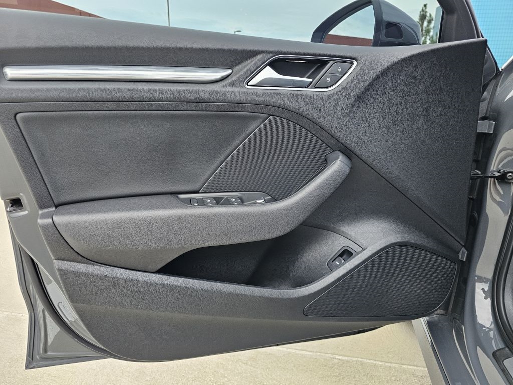 2018 Audi A3 2.0 TFSI Premium Plus photo 13