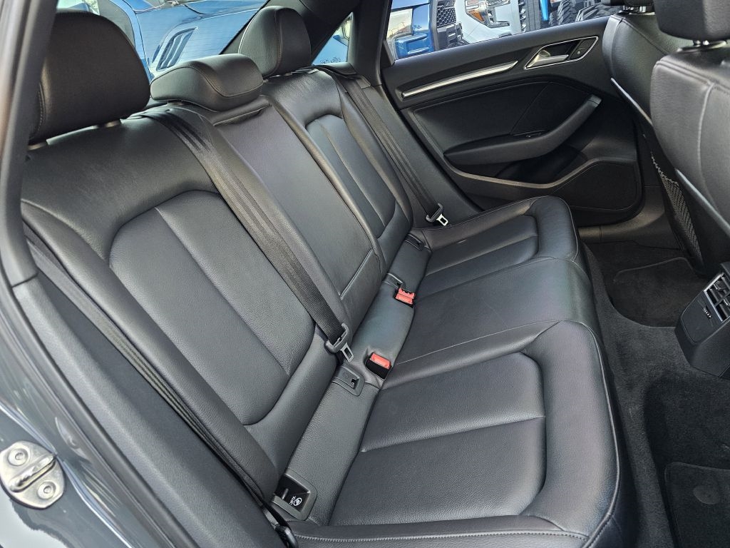 2018 Audi A3 2.0 TFSI Premium Plus photo 23