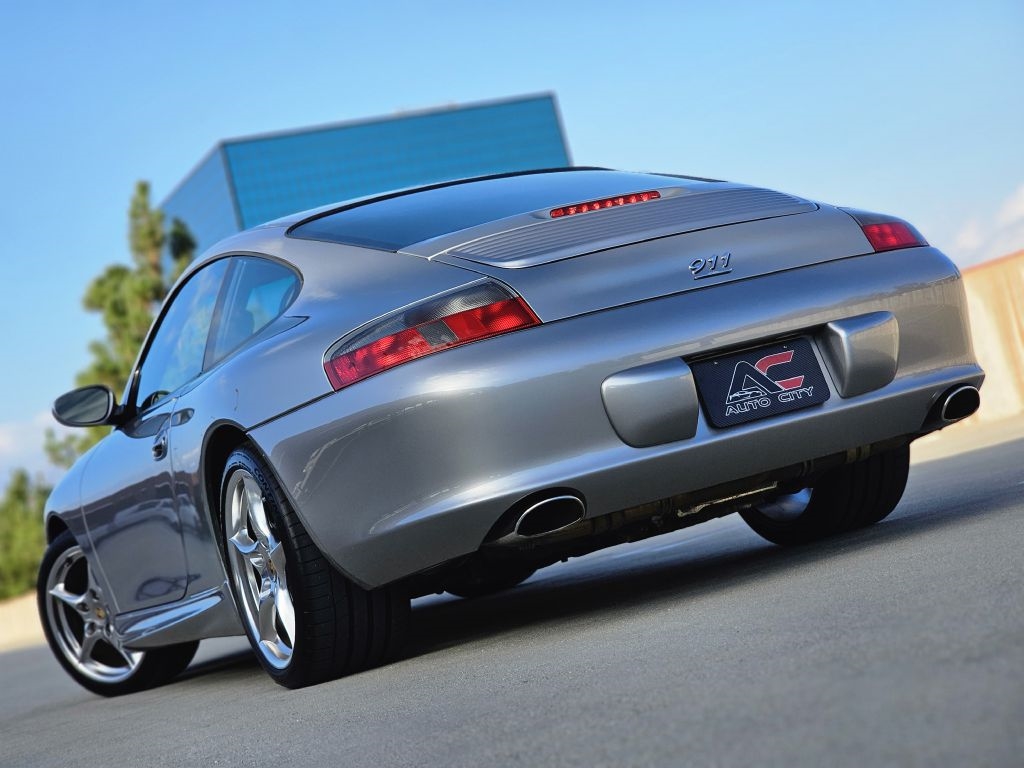 Porsche 911 Carrera 40th Anniversary Edition 2004