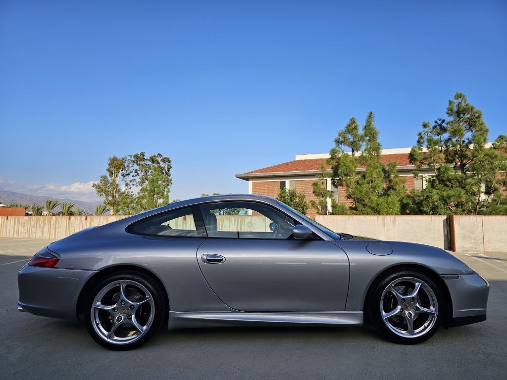 Porsche 911 Carrera 40th Anniversary Edition 2004