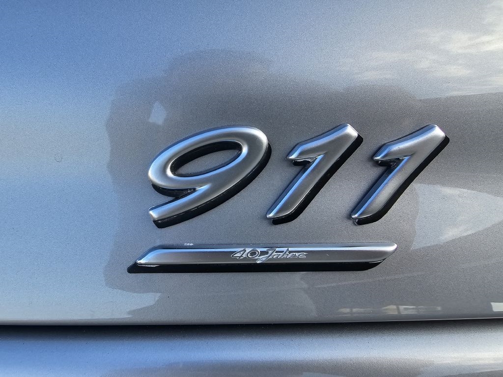 Porsche 911 Carrera 40th Anniversary Edition 2004