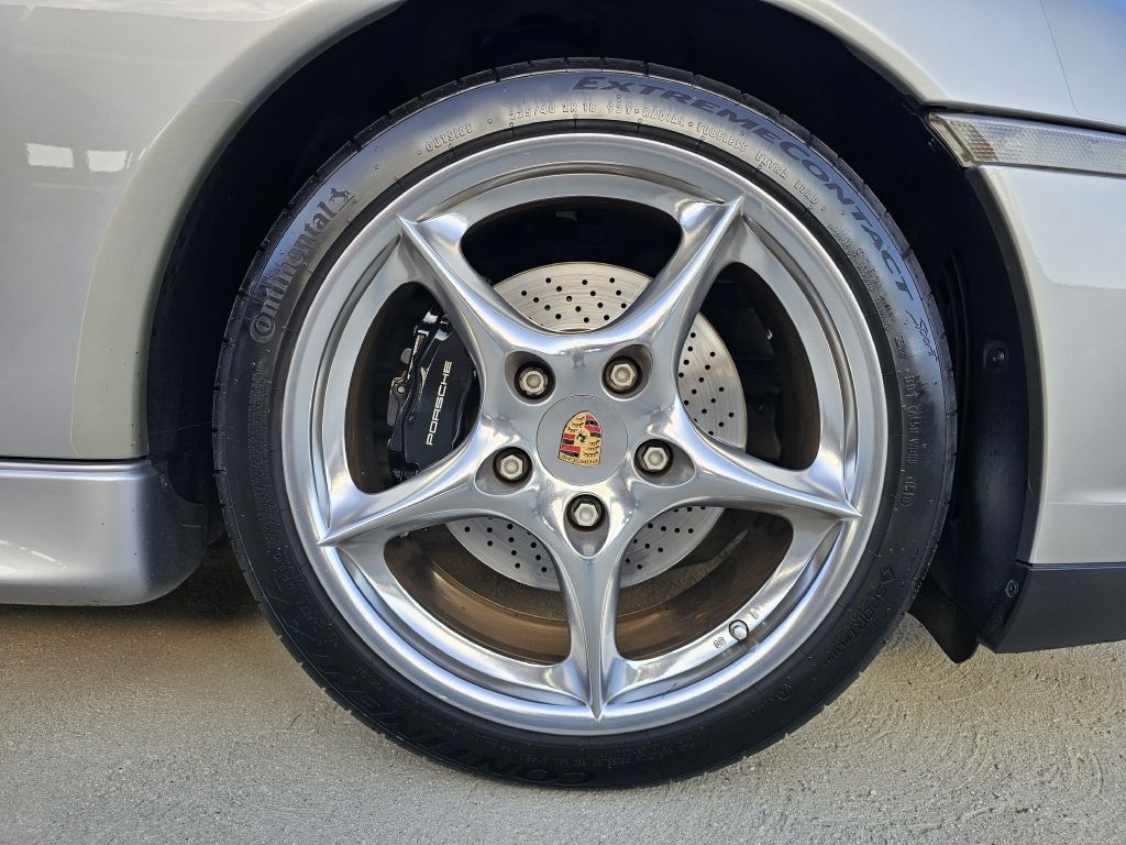 Porsche 911 Carrera 40th Anniversary Edition 2004