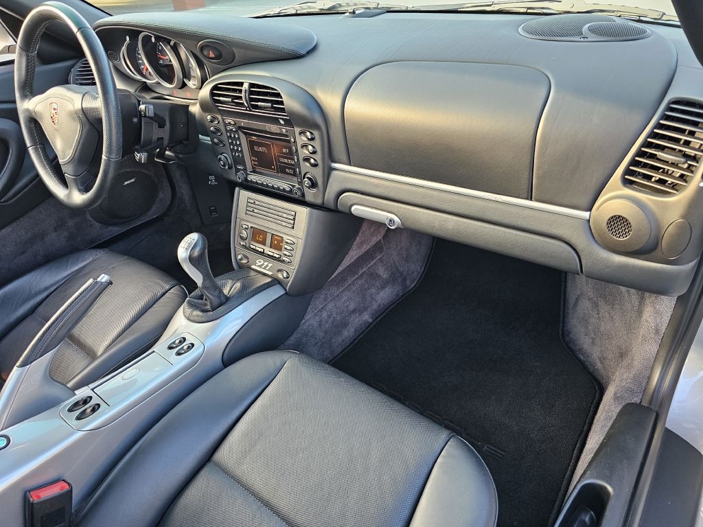 Porsche 911 Carrera 40th Anniversary Edition 2004