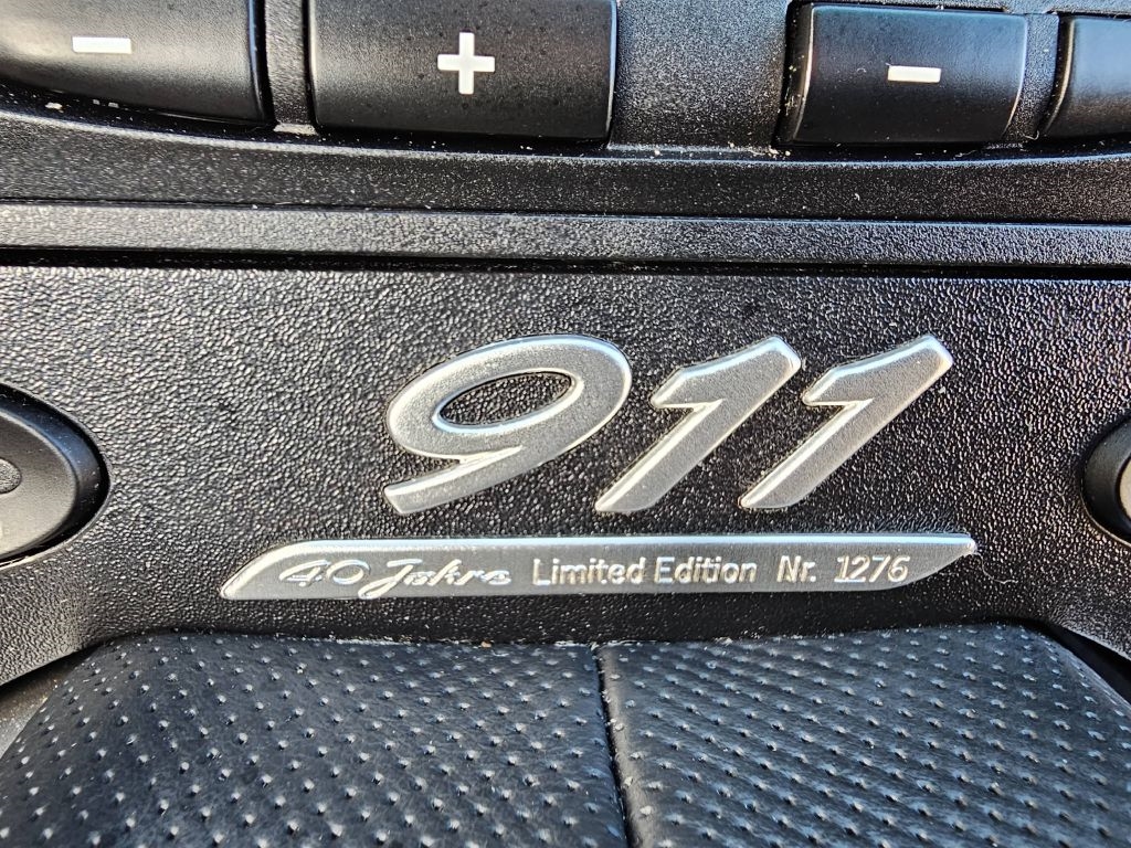 Porsche 911 Carrera 40th Anniversary Edition 2004