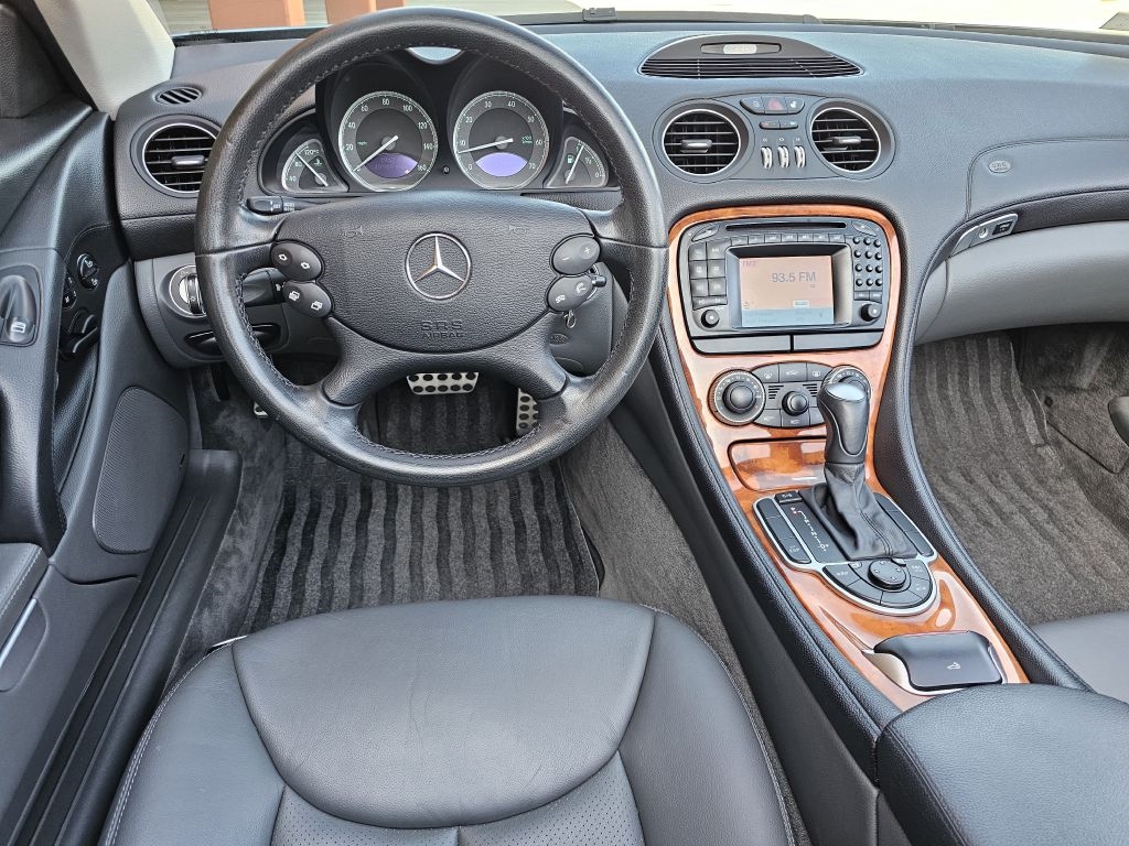 Mercedes-Benz SL-Class SL500 2004
