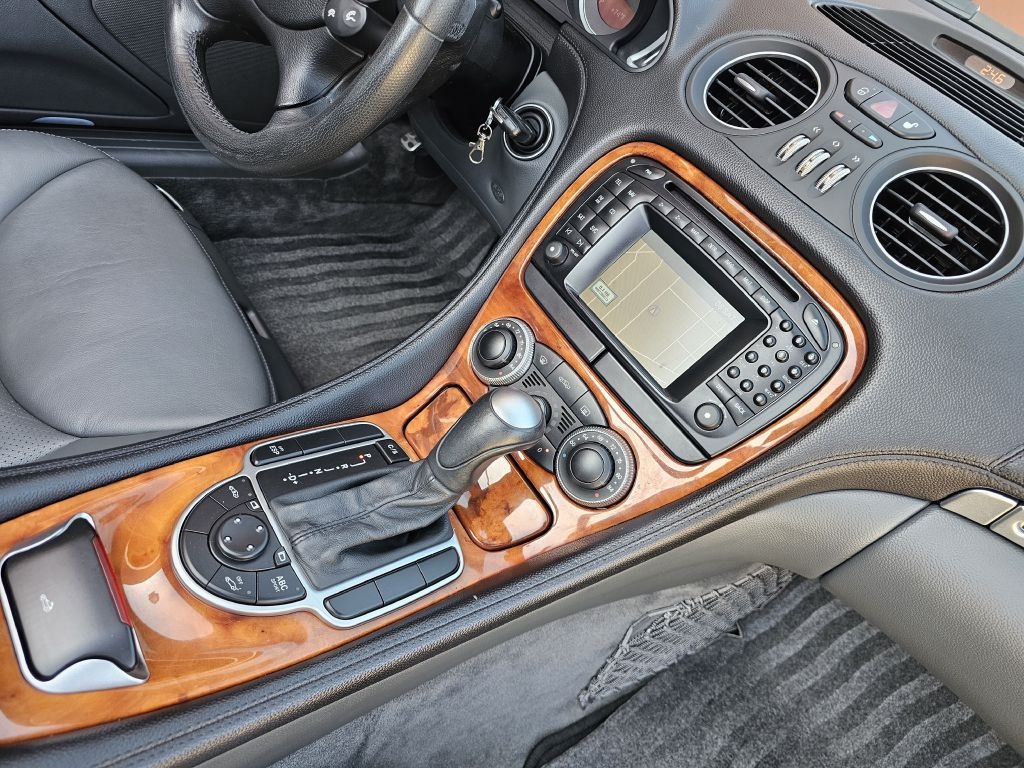 Mercedes-Benz SL-Class SL500 2004