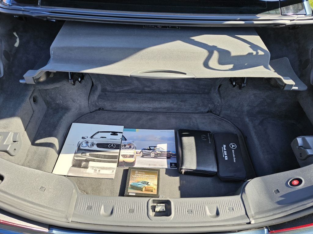 Mercedes-Benz SL-Class SL500 2004