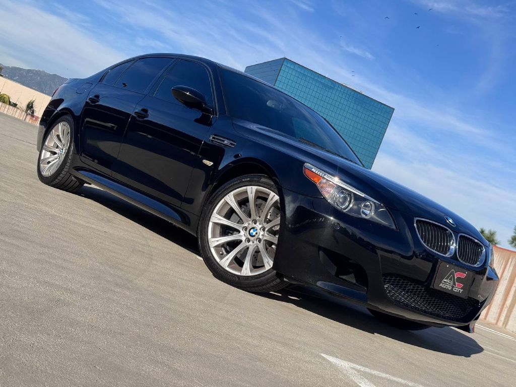 2006 BMW M5 Sedan