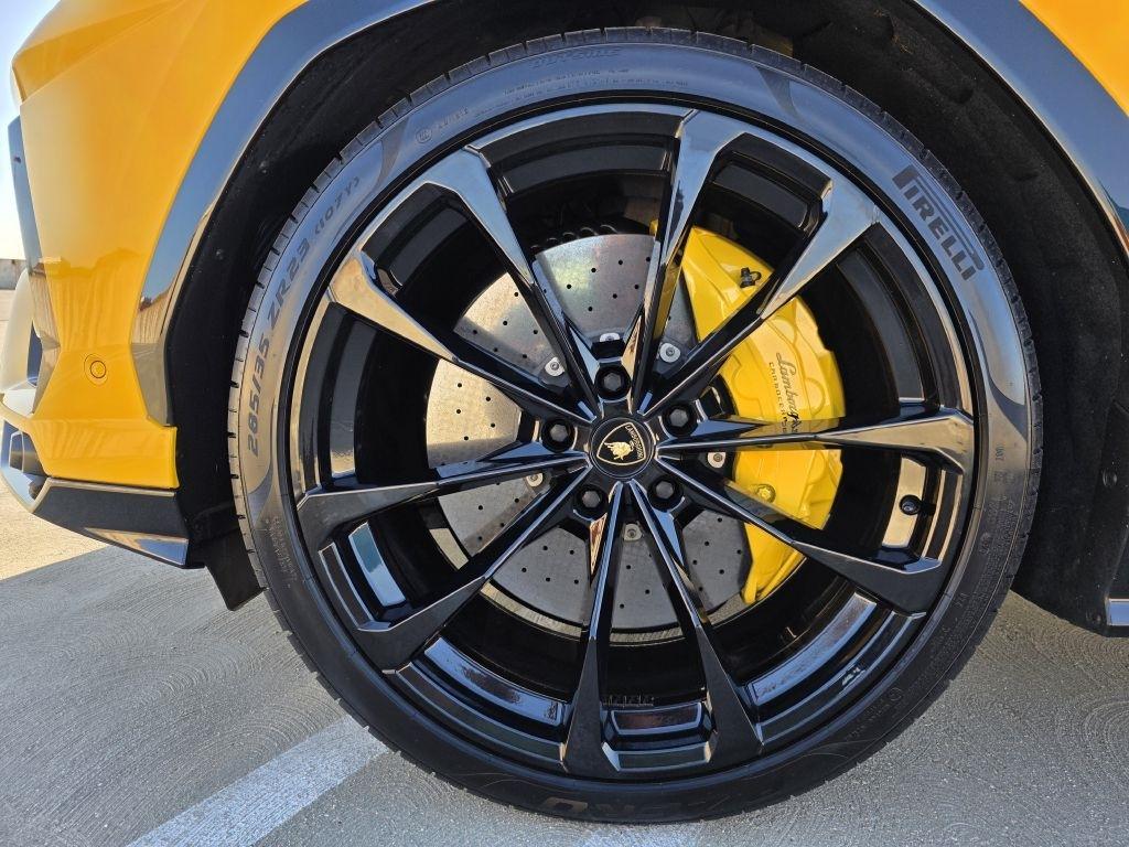 2019 Lamborghini Urus Base - Photo 14