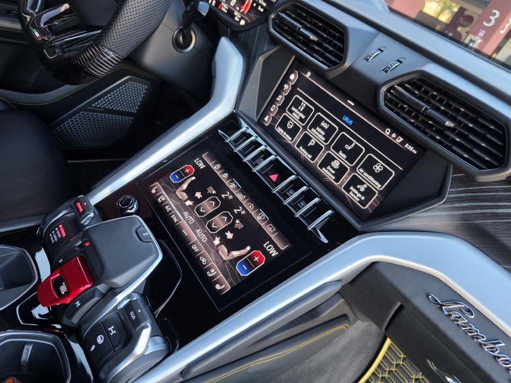 2019 Lamborghini Urus Base - Photo 26