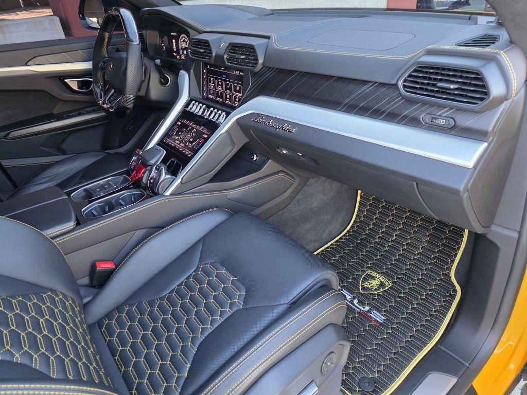 2019 Lamborghini Urus Base - Photo 27