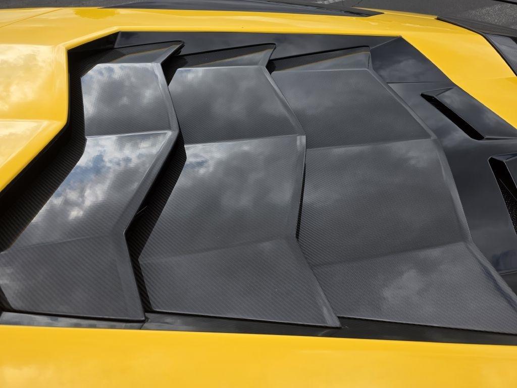 Lamborghini Aventador photo 20