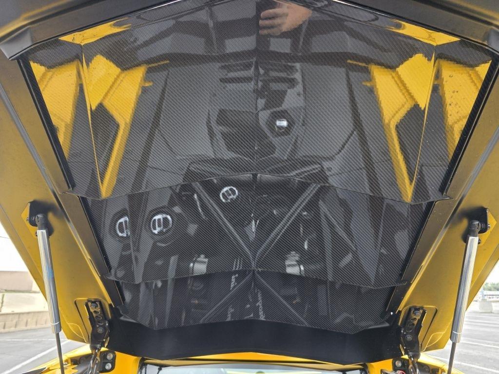 Lamborghini Aventador photo 35