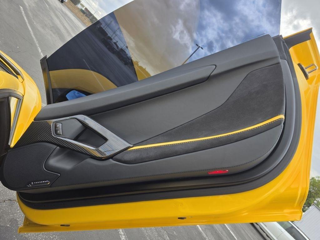 Lamborghini Aventador photo 39