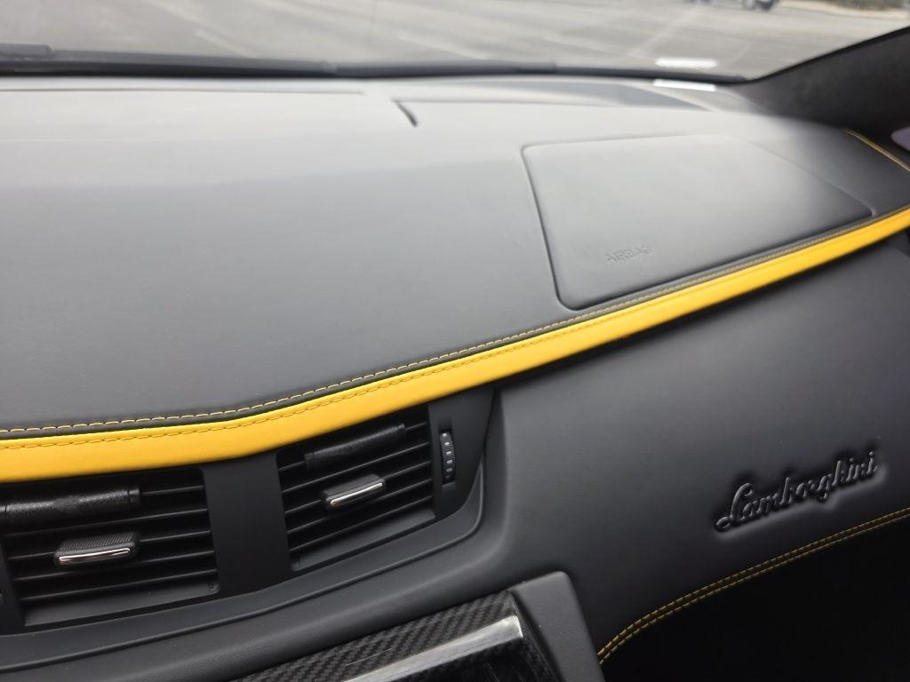 Lamborghini Aventador photo 53