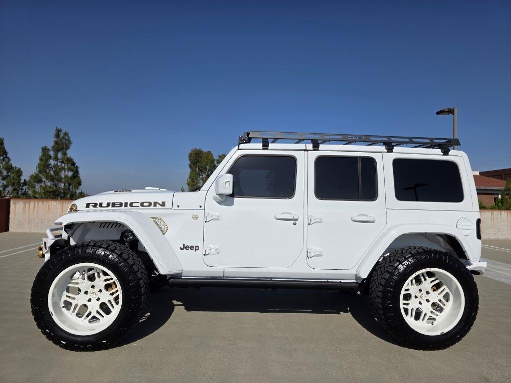Jeep Wrangler photo 6