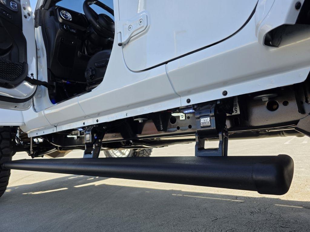 Jeep Wrangler photo 15