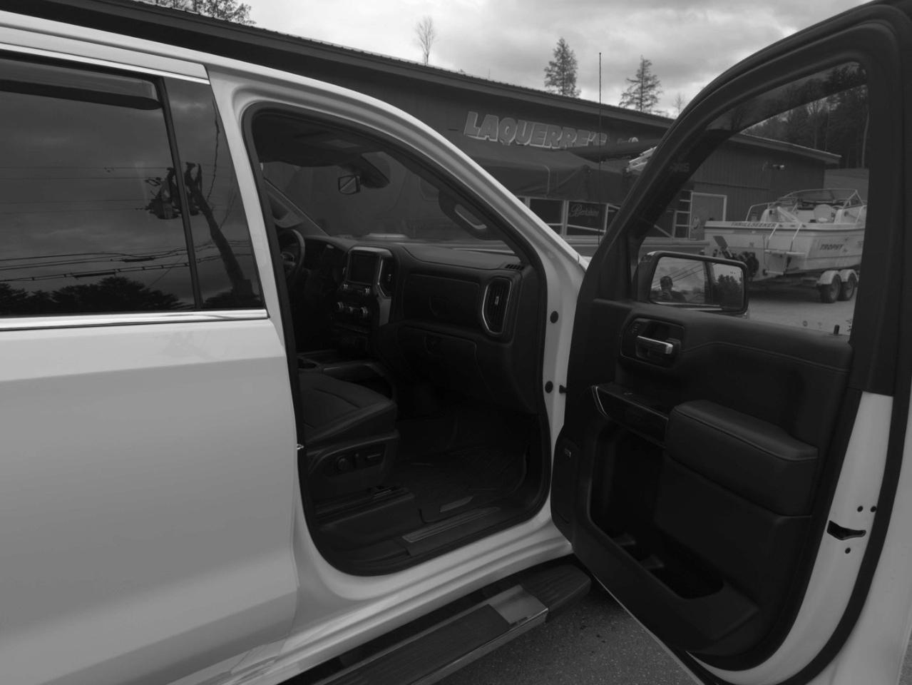 GMC Sierra 1500 SLT Crew Cab Short Box 4WD 2021